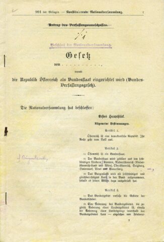Man sieht die erste Seite der Beschlussurkunde von 1920.